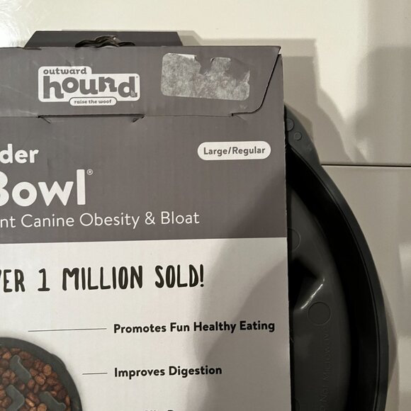 Fun Feeder Slo Bowl - Prevents Canine Obesity & Bloat (large/new) (dog bowl) - Picture 3 of 12